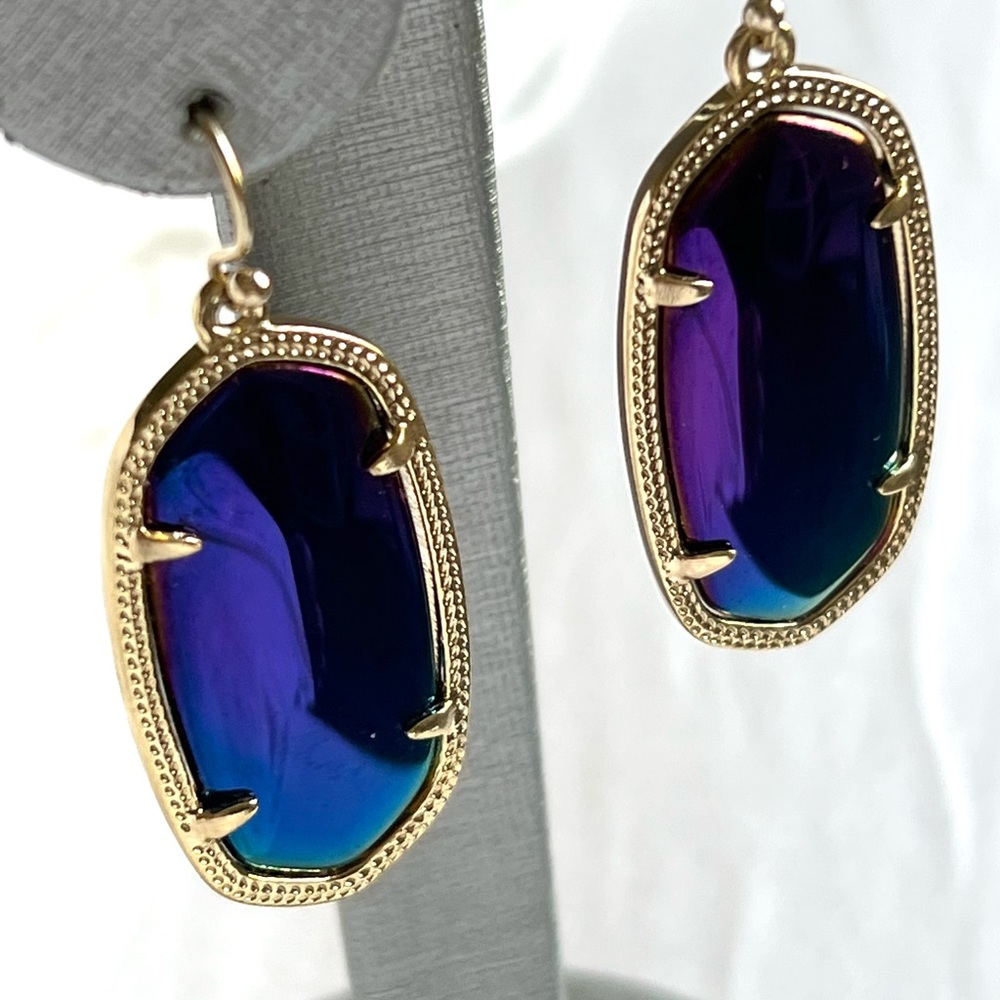 NWOT RARE & Retired Kendra Scott Elle Earrings Black Iridescent & Yellow Gold😊 - Picture 3 of 16